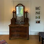 Дом отдыха Historic Doctor's By Corselitze Forests *